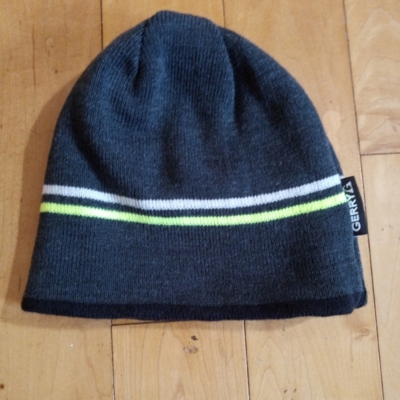 Gerry boys winter hat one size fits most EUC - Picture 1 of 3